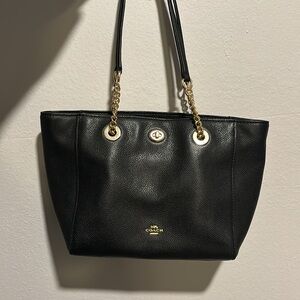 Coach Pebbled Tote With Gold Link Chain